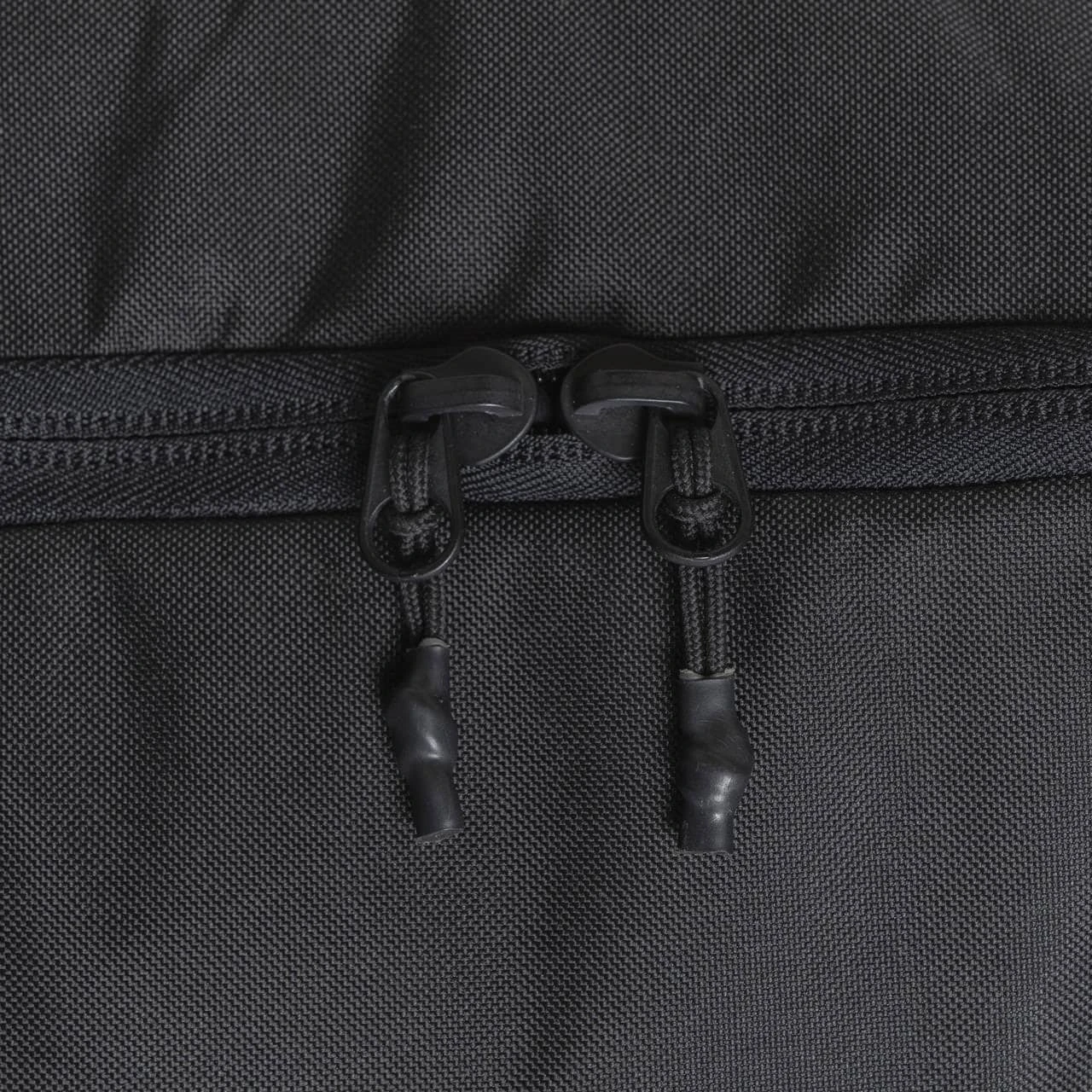 Armada 90L Roller Bag - Image 5